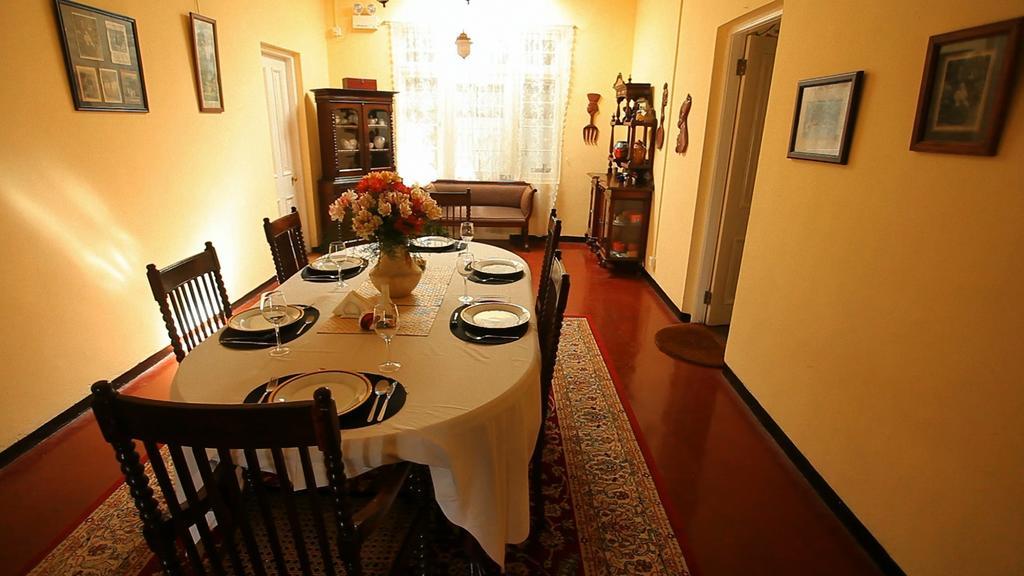 נוארה אליה Senani Colonial Holiday Bungalow חדר תמונה