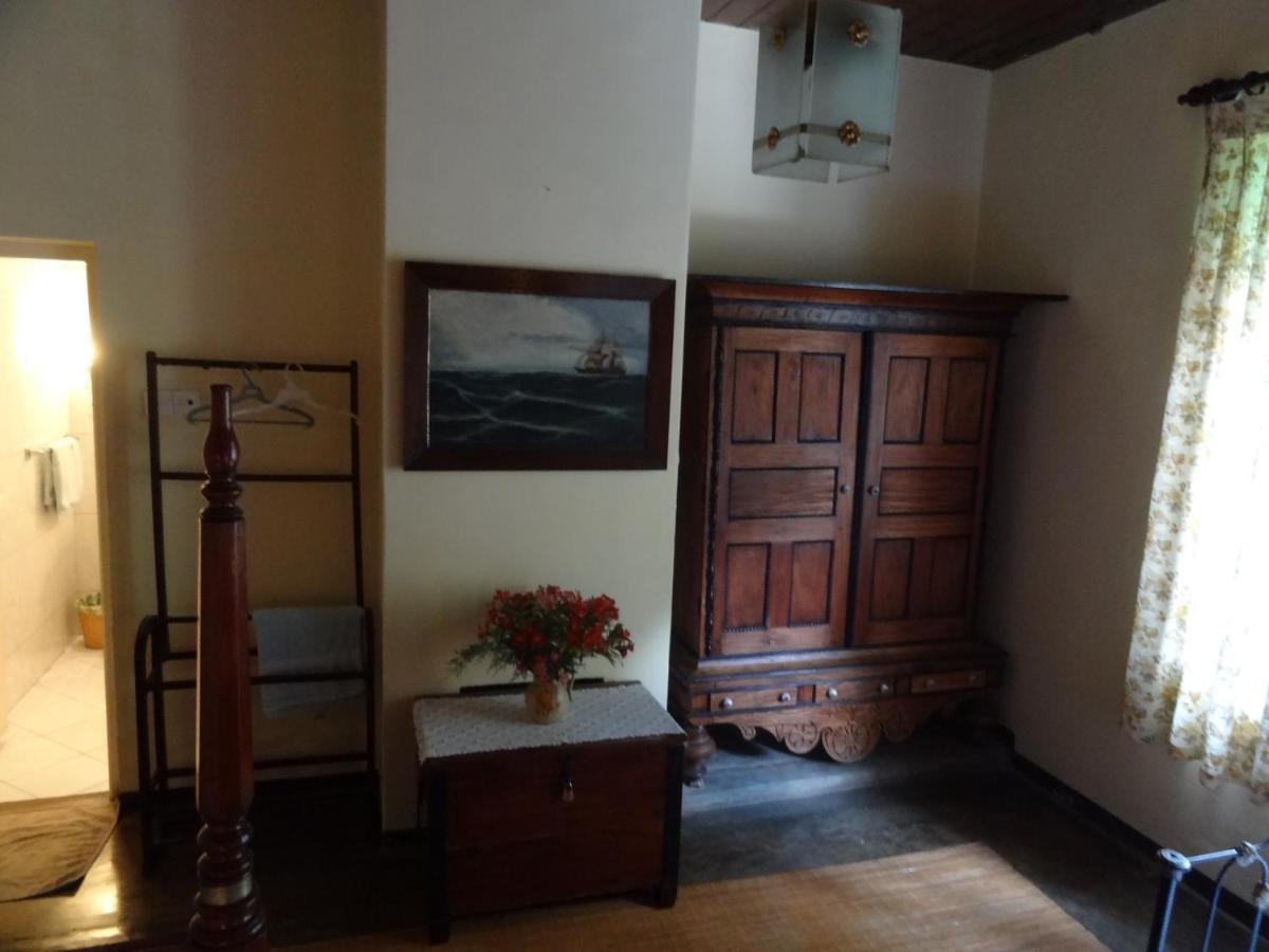 נוארה אליה Senani Colonial Holiday Bungalow מראה חיצוני תמונה